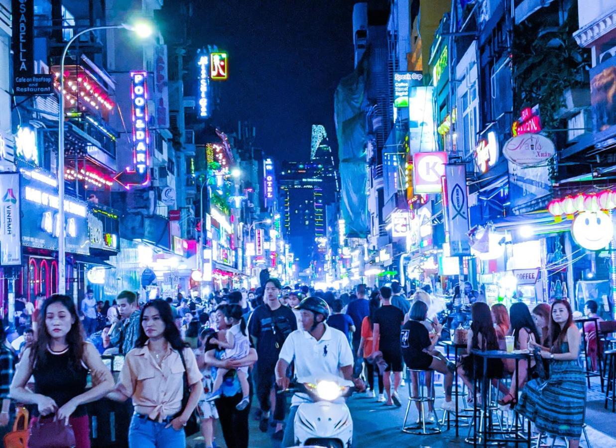 Futuristic Inn TP. Hồ Chí Minh Ngoại thất bức ảnh